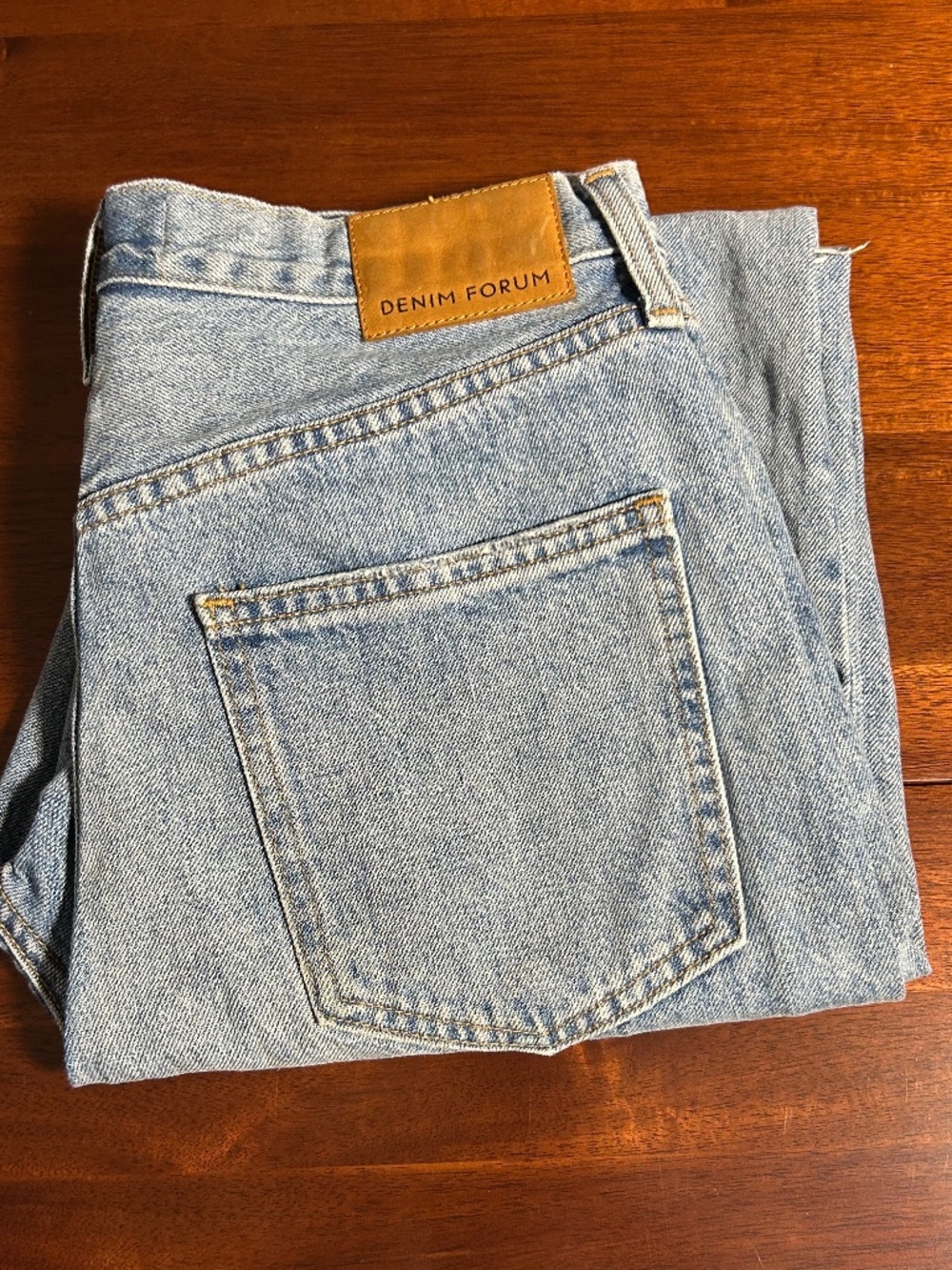 Aritzia Denim Forum The Bonet High Rise Loose Jean - Ripped Knees - Size 27